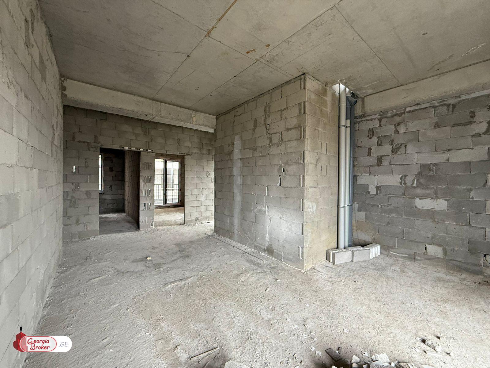 new build 4-room apartment for sale